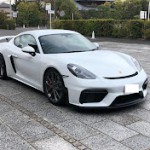 あがりの車　ポルシェ718ケイマンGT4